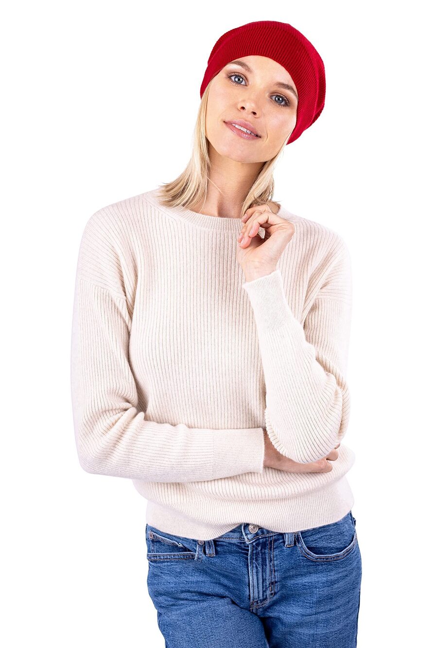 4078 Beanie Cranberry